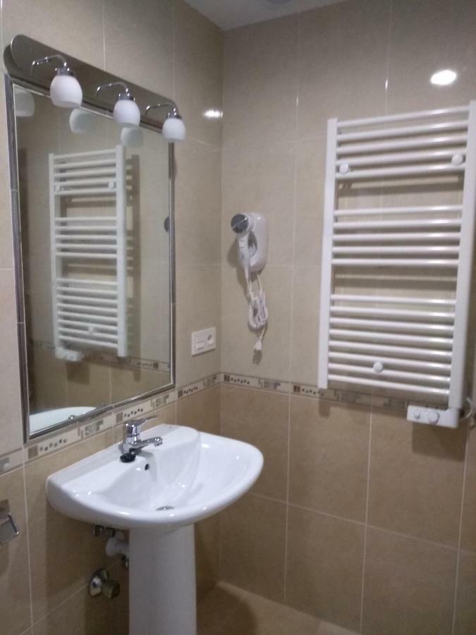 Apartamentos Prestin Cangas de Onis Bagian luar foto