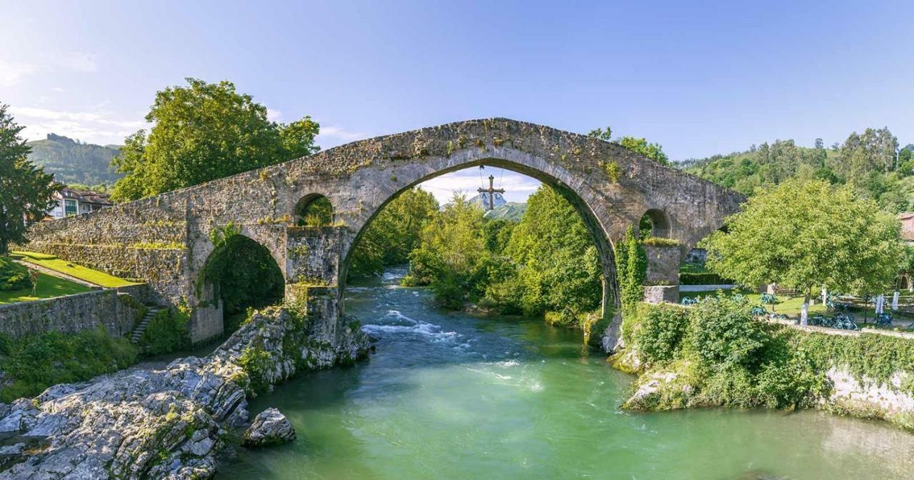 Apartamentos Prestin Cangas de Onis Bagian luar foto